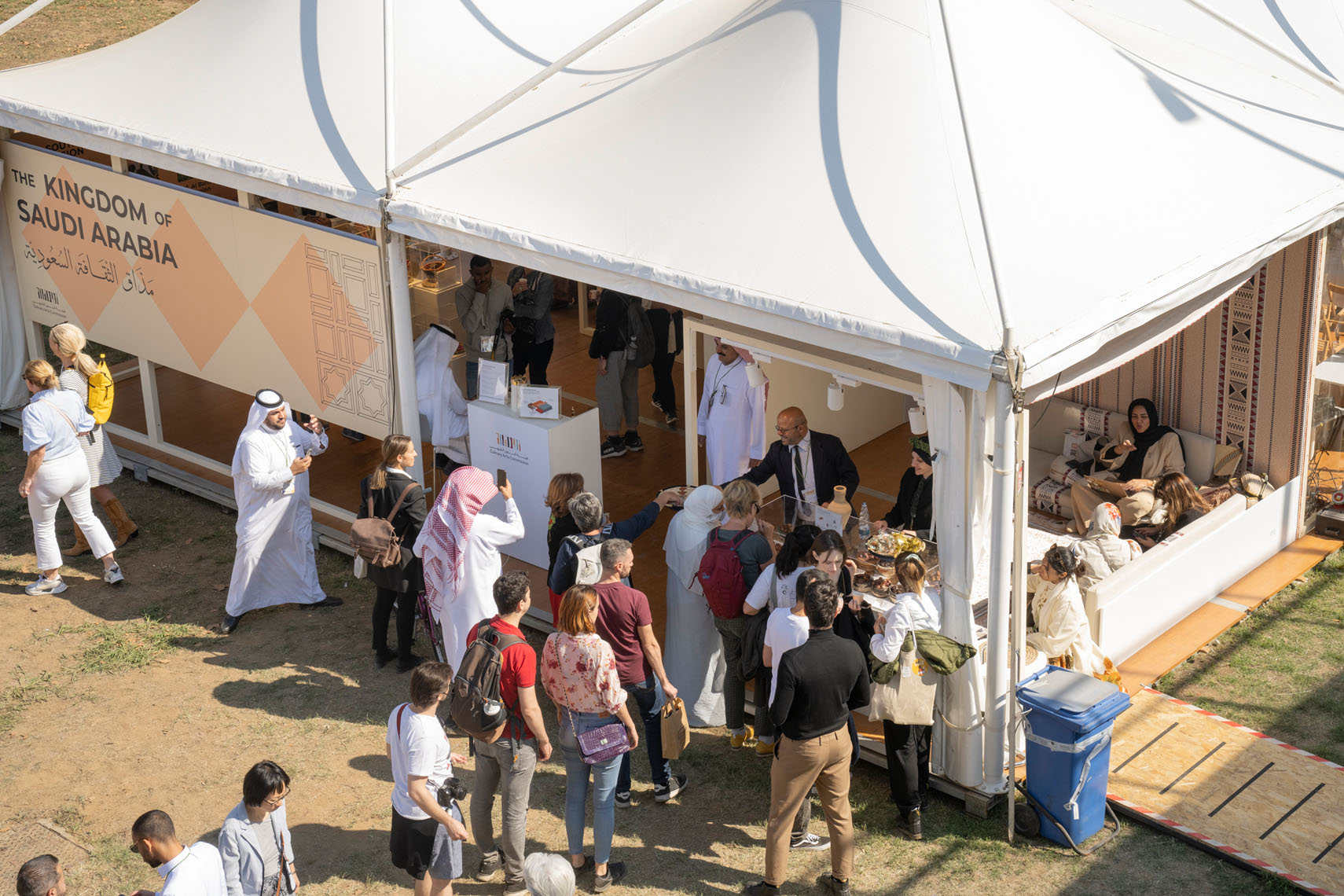 The Saudi Culinary Arts Commission hosted a pavilion at  Terra Madre featuring  some of the Kingdom’s unique dishes and indigenous food crops. Some of these included : Al-Hellya Dates, Melh Al-Qasab salt, Al-Samh Seeds, and  Saudi Khawlani Coffee Beans.